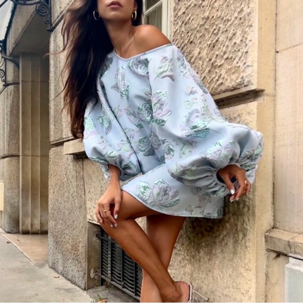 Arianne Elmy good luck dress